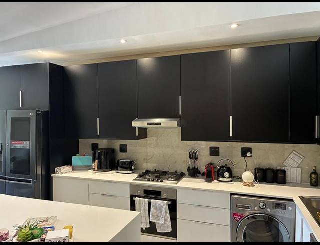 3 BEDROOM TOWNHOUSE FOR SALE IN WATERKLOOF RIDGE